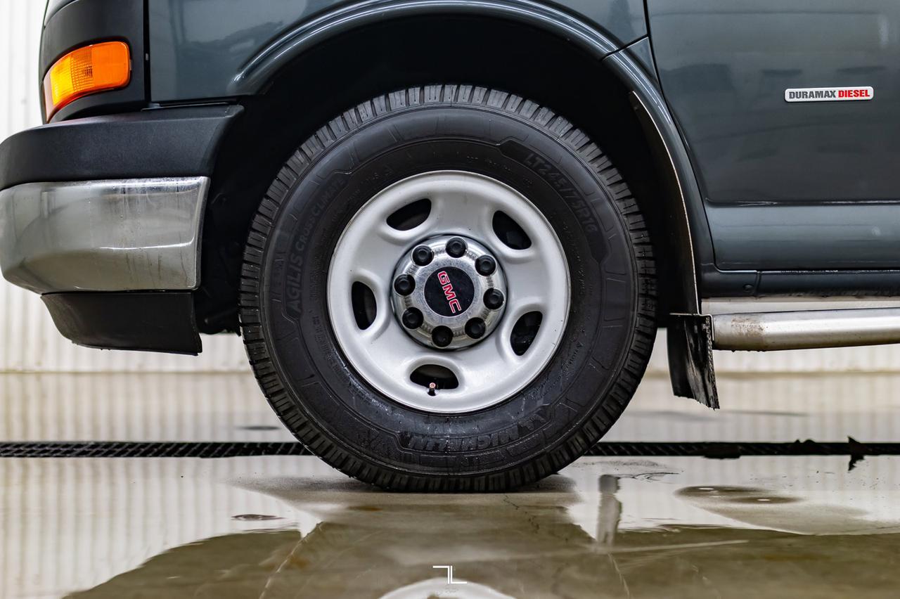 2016 GMC Savana 3500 LT 12 Passneger Diesel Red Deer AB