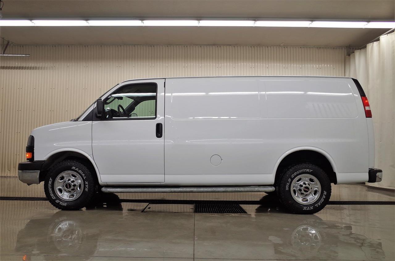 2016 GMC Savana Cargo Van CARGO VAN Red Deer AB