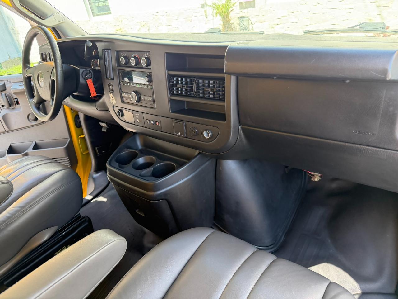 2016 GMC Savana Commercial Cutaway 3500 Van 177" *Ltd Avail* Jacksonville FL