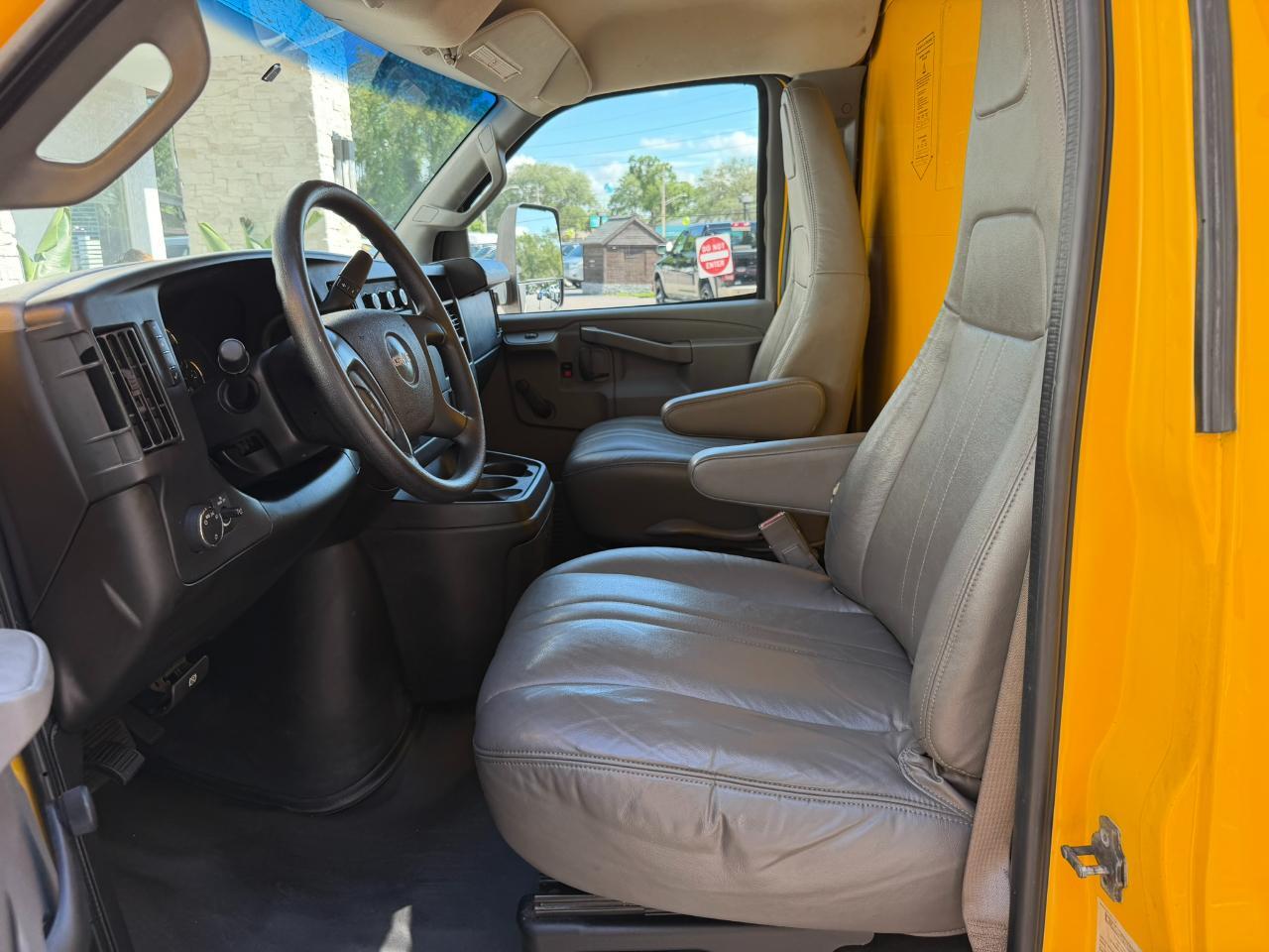 2016 GMC Savana Commercial Cutaway 3500 Van 177" *Ltd Avail* Jacksonville FL
