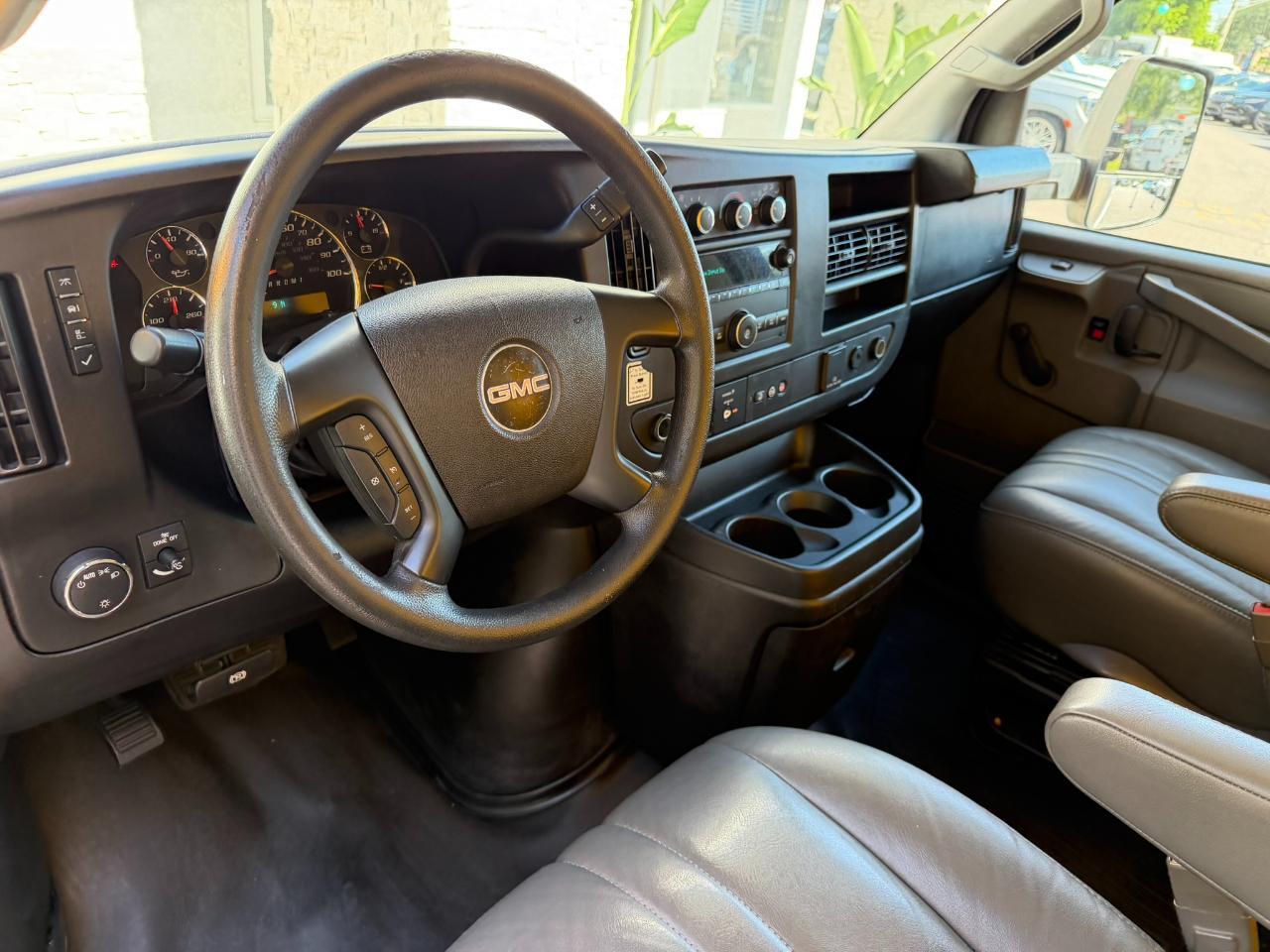 2016 GMC Savana Commercial Cutaway 3500 Van 177" *Ltd Avail* Jacksonville FL