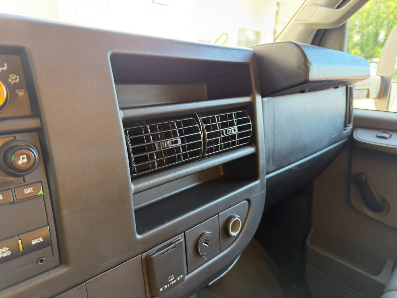 2016 GMC Savana Commercial Cutaway 3500 Van 177" *Ltd Avail* Jacksonville FL