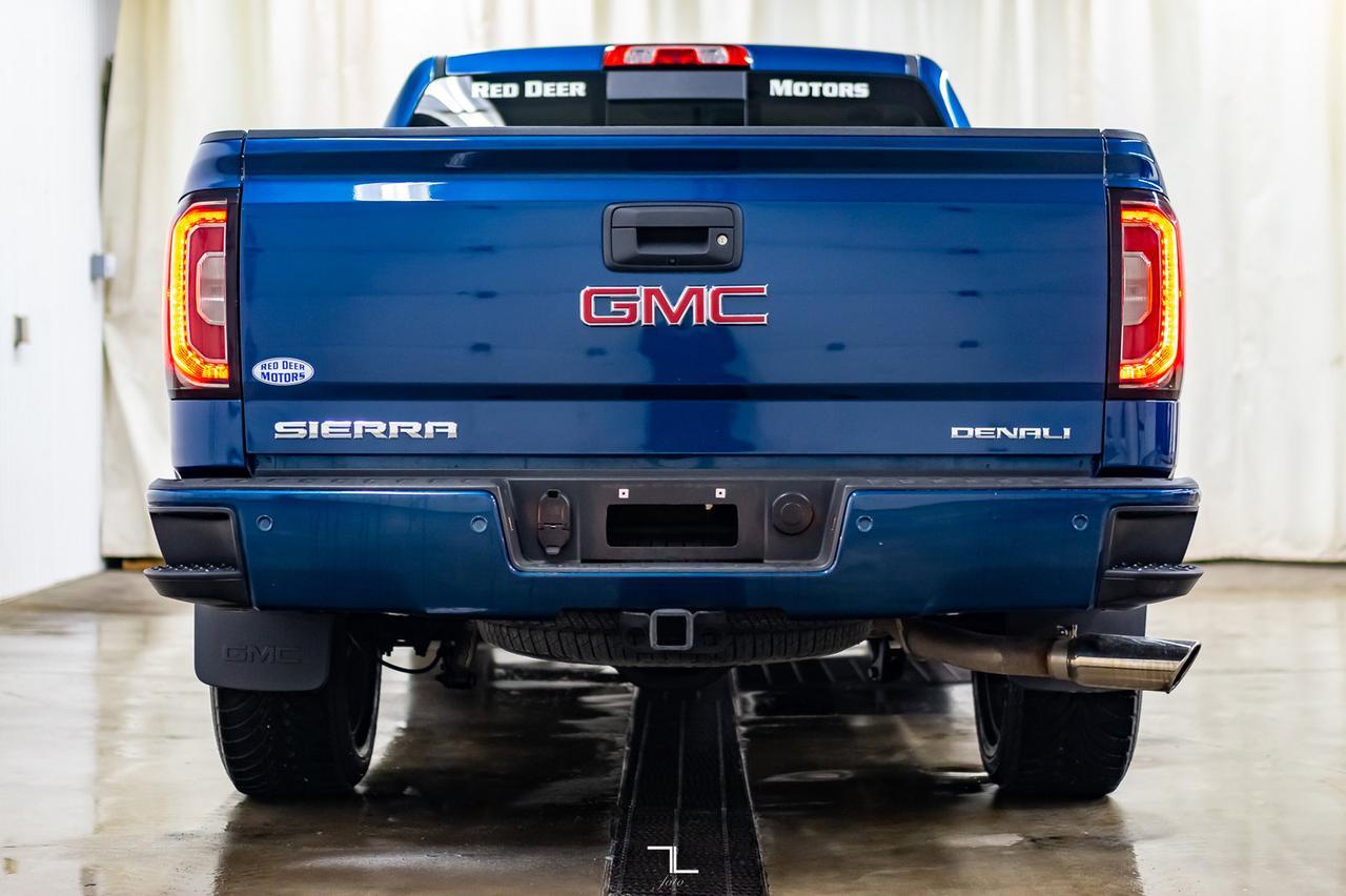 2016 GMC Sierra 1500 4x4 Crew Cab Denali Leather Roof Nav BCam Red Deer AB