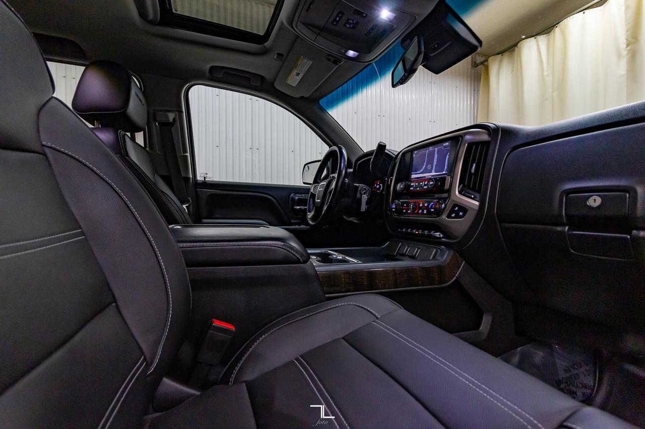 2016 GMC Sierra 1500 4x4 Crew Cab Denali Leather Roof Nav BCam Red Deer AB