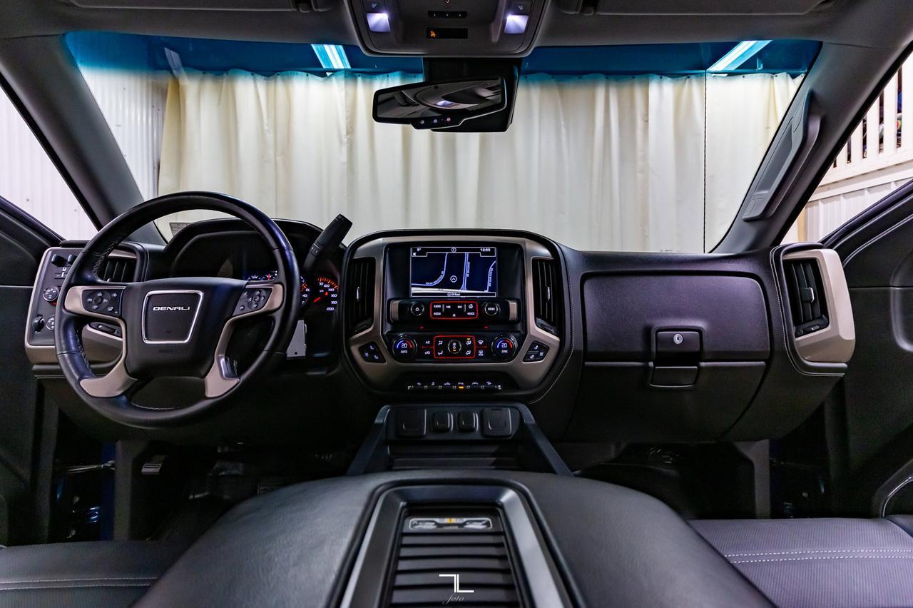 2016 GMC Sierra 1500 4x4 Crew Cab Denali Leather Roof Nav BCam Red Deer AB