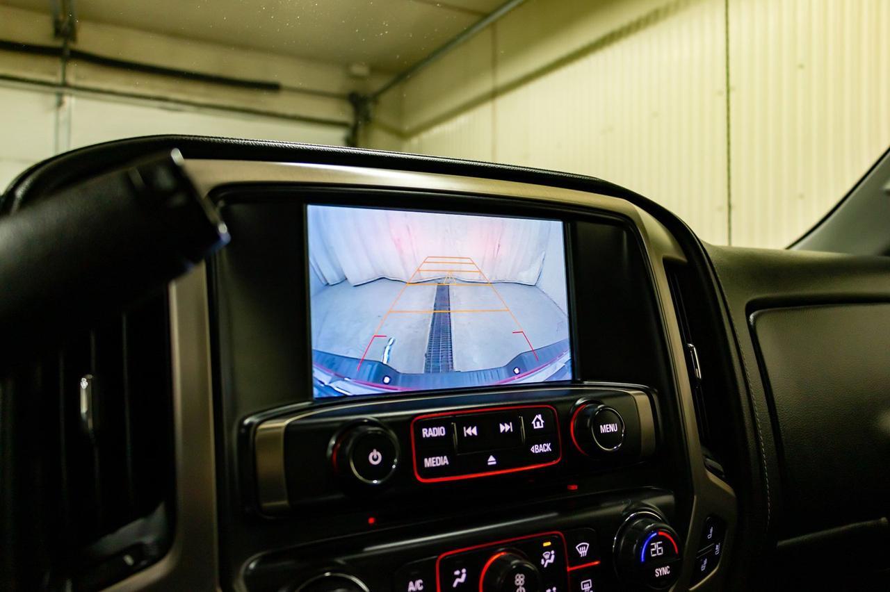 2016 GMC Sierra 1500 4x4 Crew Cab Denali Leather Roof Nav Red Deer AB