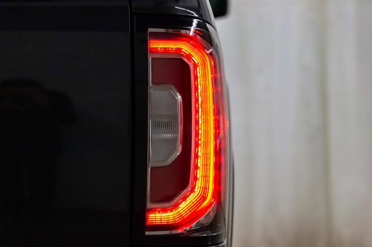 2016 GMC Sierra 1500 4x4 Crew Cab Denali Leather Roof Nav Red Deer AB