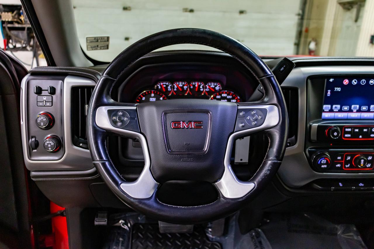 2016 GMC Sierra 1500 4x4 Crew Cab SLE Nav BCam Red Deer AB