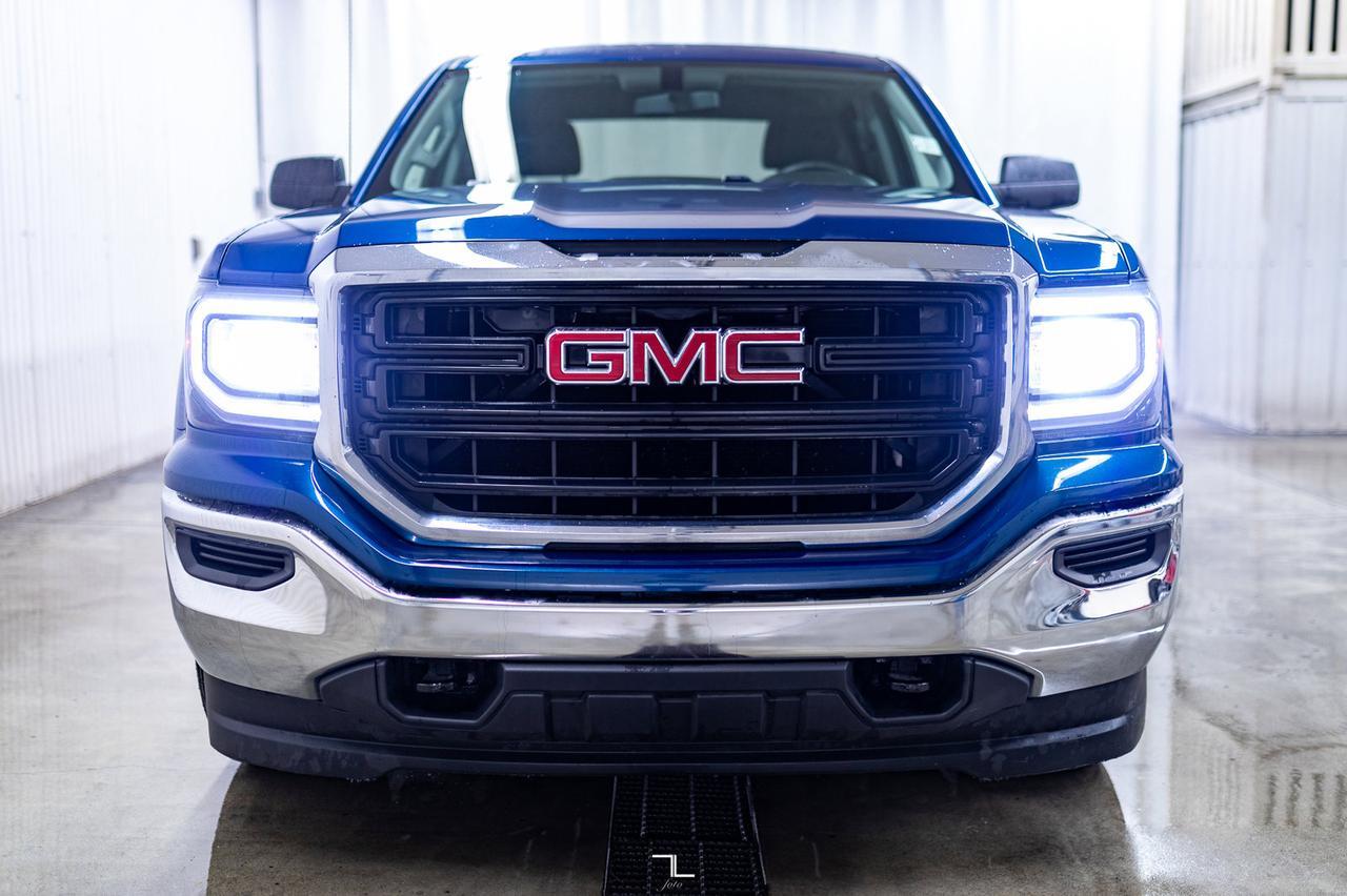 2016 GMC Sierra 1500 4x4 Crew Cab SLE Z71 Pseat BCam Red Deer AB