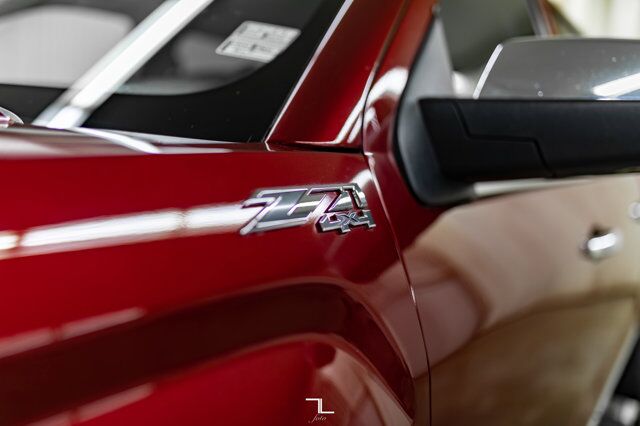 2016 GMC Sierra 1500 4x4 Crew Cab SLT Z71 Longbox Leather Roof BCam Red Deer AB