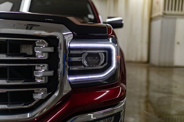 2016 GMC Sierra 1500 4x4 Crew Cab SLT Z71 Longbox Leather Roof BCam Red Deer AB