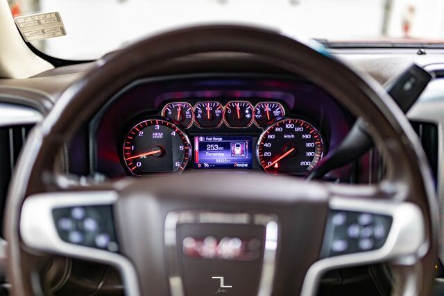 2016 GMC Sierra 1500 4x4 Crew Cab SLT Z71 Longbox Leather Roof BCam Red Deer AB