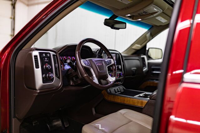 2016 GMC Sierra 1500 4x4 Crew Cab SLT Z71 Longbox Leather Roof BCam Red Deer AB
