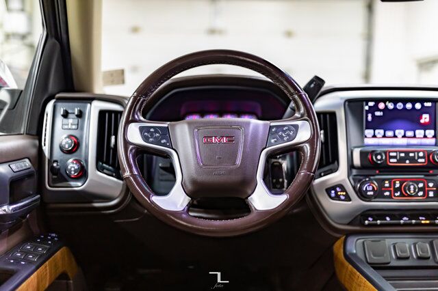 2016 GMC Sierra 1500 4x4 Crew Cab SLT Z71 Longbox Leather Roof BCam Red Deer AB