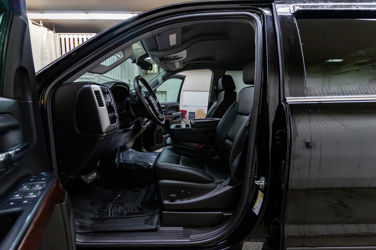 2016 GMC Sierra 2500HD 4x4 Crew Cab SLE Leather BCam Red Deer AB