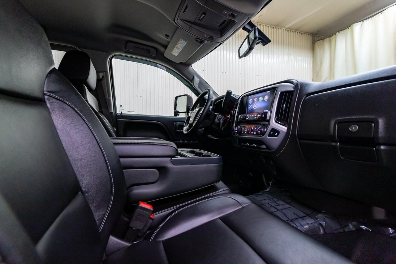 2016 GMC Sierra 2500HD 4x4 Crew Cab SLE Leather BCam Red Deer AB
