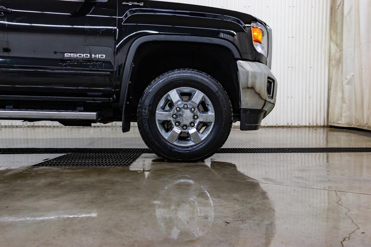 2016 GMC Sierra 2500HD 4x4 Crew Cab SLE Leather BCam Red Deer AB