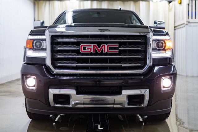 2016 GMC Sierra 2500HD 4x4 Crew Cab SLT All Terrain Leather Roof Nav BCam Red Deer AB
