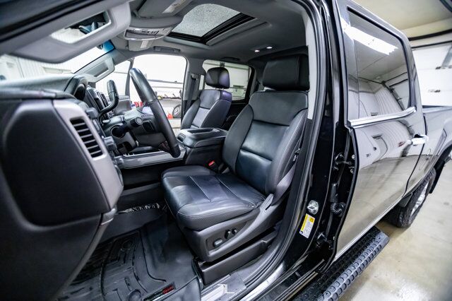 2016 GMC Sierra 2500HD 4x4 Crew Cab SLT All Terrain Leather Roof Nav BCam Red Deer AB