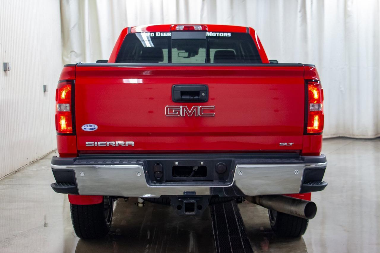 2016 GMC Sierra 2500HD 4x4 Crew Cab SLT Z71 Diesel Leather Roof Nav Red Deer AB