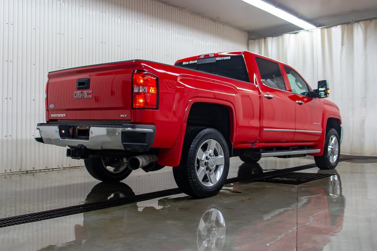 2016 GMC Sierra 2500HD 4x4 Crew Cab SLT Z71 Diesel Leather Roof Nav Red Deer AB