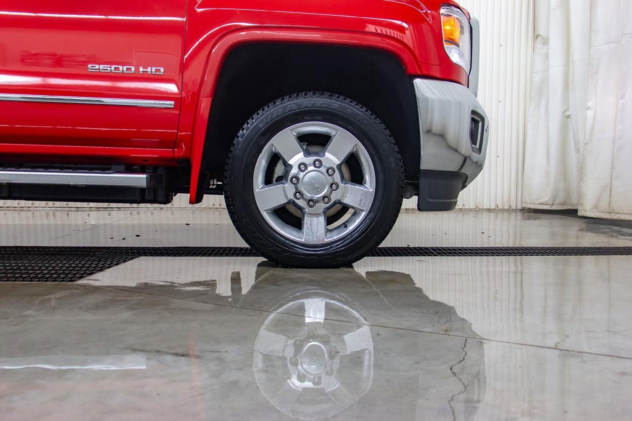 2016 GMC Sierra 2500HD 4x4 Crew Cab SLT Z71 Diesel Leather Roof Nav Red Deer AB