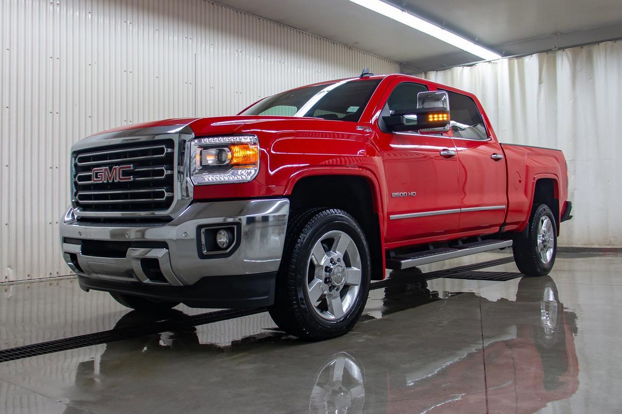 2016 GMC Sierra 2500HD 4x4 Crew Cab SLT Z71 Diesel Leather Roof Nav Red Deer AB