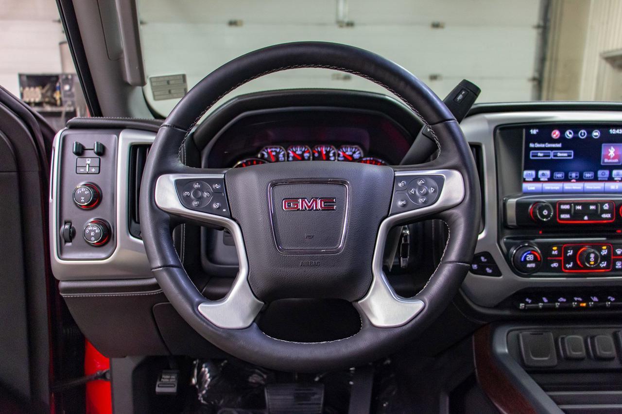 2016 GMC Sierra 2500HD 4x4 Crew Cab SLT Z71 Diesel Leather Roof Nav Red Deer AB