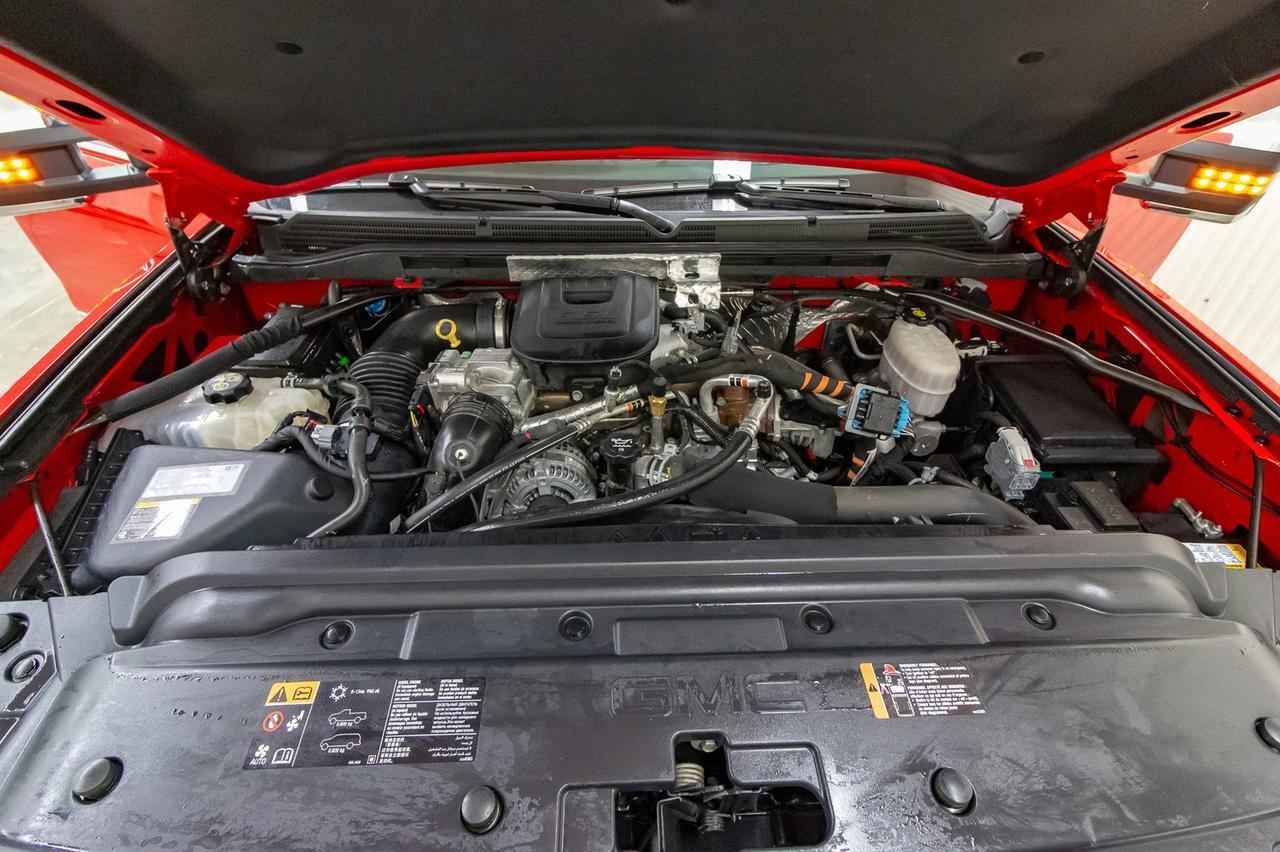 2016 GMC Sierra 2500HD 4x4 Crew Cab SLT Z71 Diesel Leather Roof Nav Red Deer AB