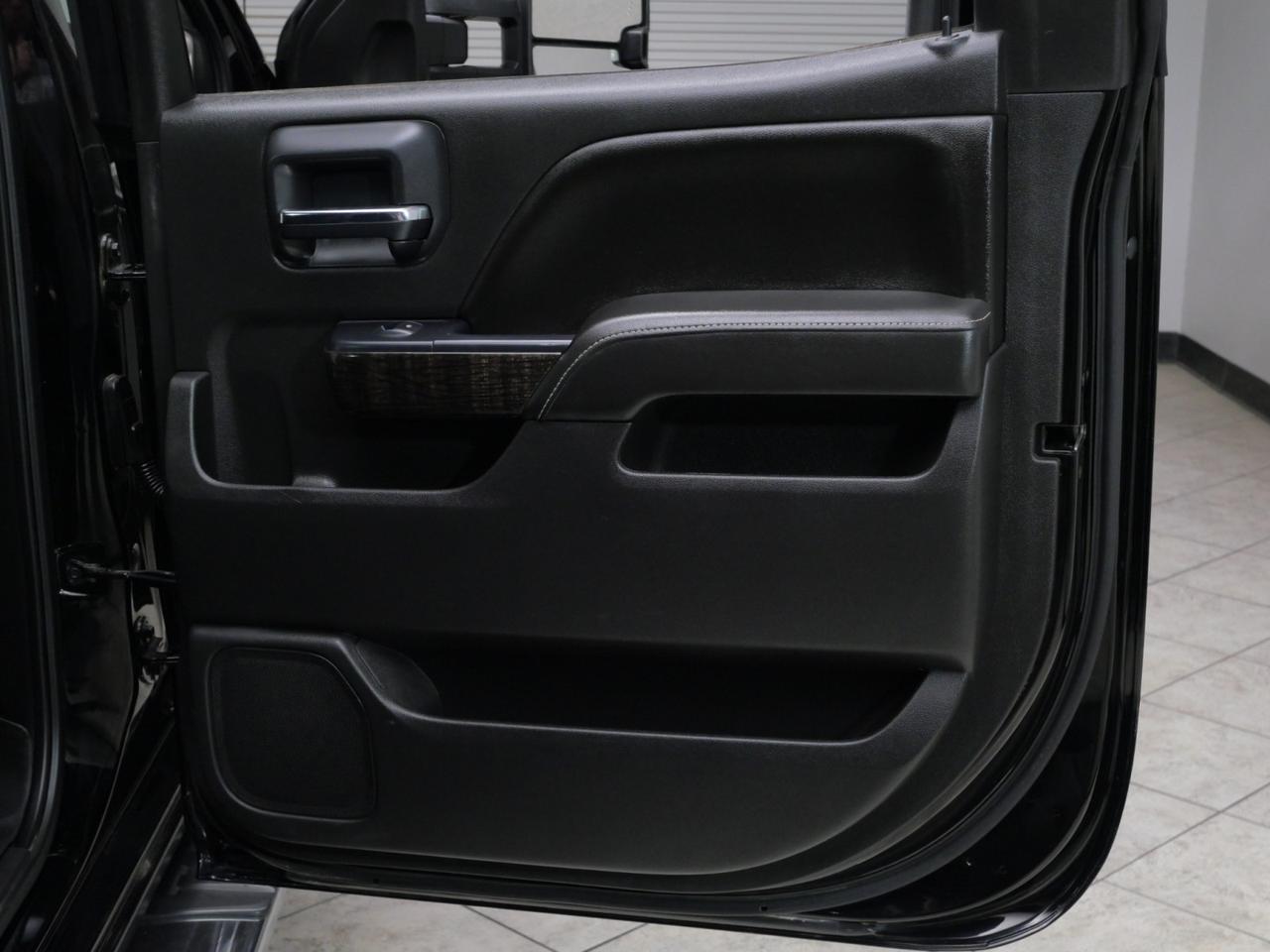 2016 GMC Sierra 2500HD Denali 6.6L Duramax 4x4 Mansfield TX