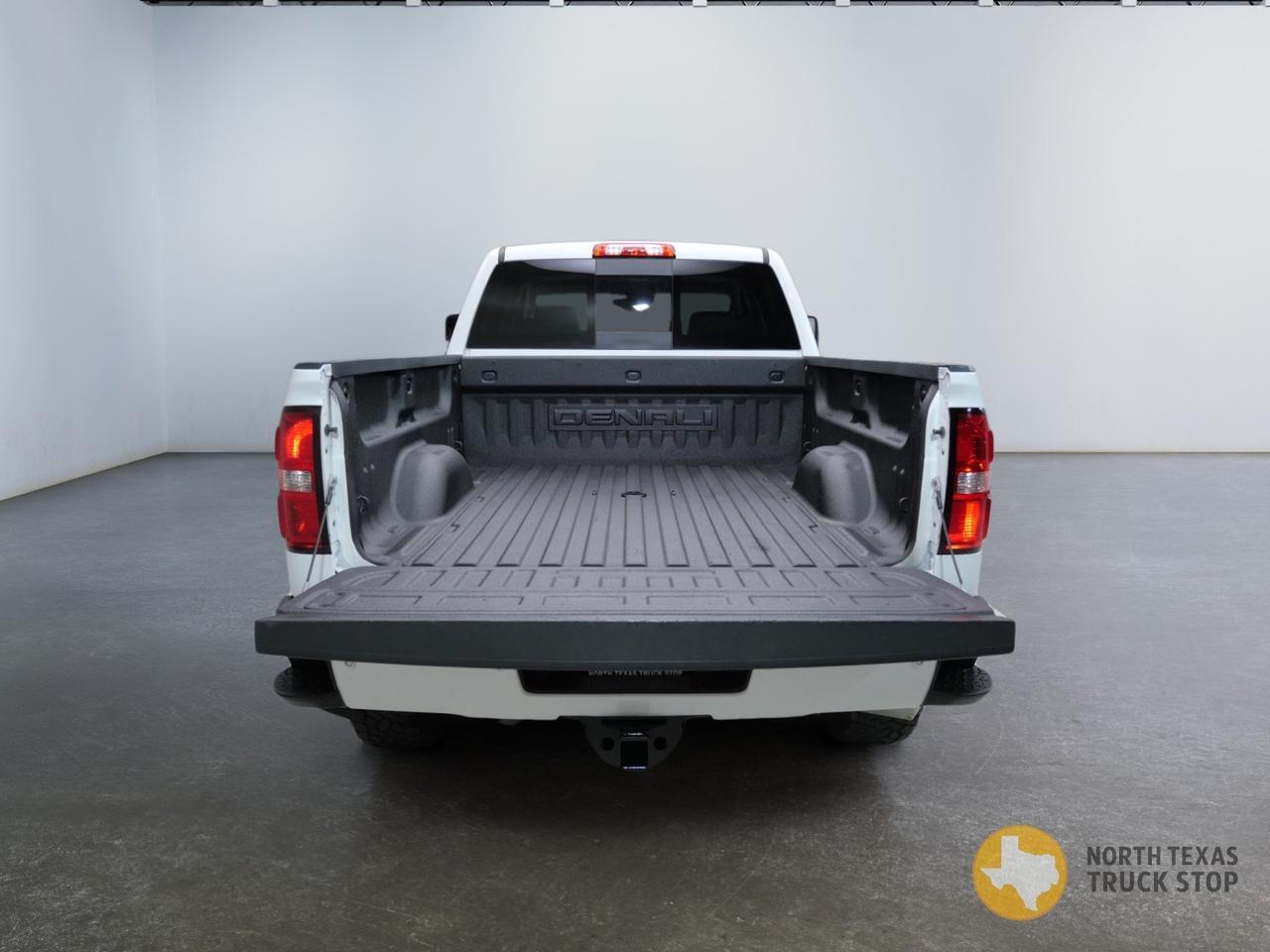 2016 GMC Sierra 2500HD Denali 6.6L Duramax 4x4 Mansfield TX