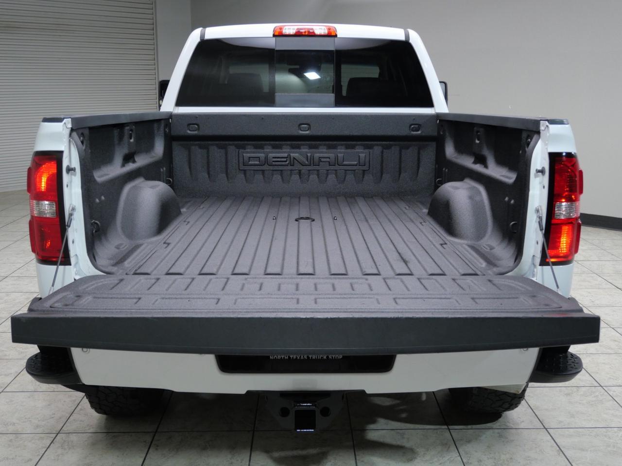 2016 GMC Sierra 2500HD Denali 6.6L Duramax 4x4 Mansfield TX