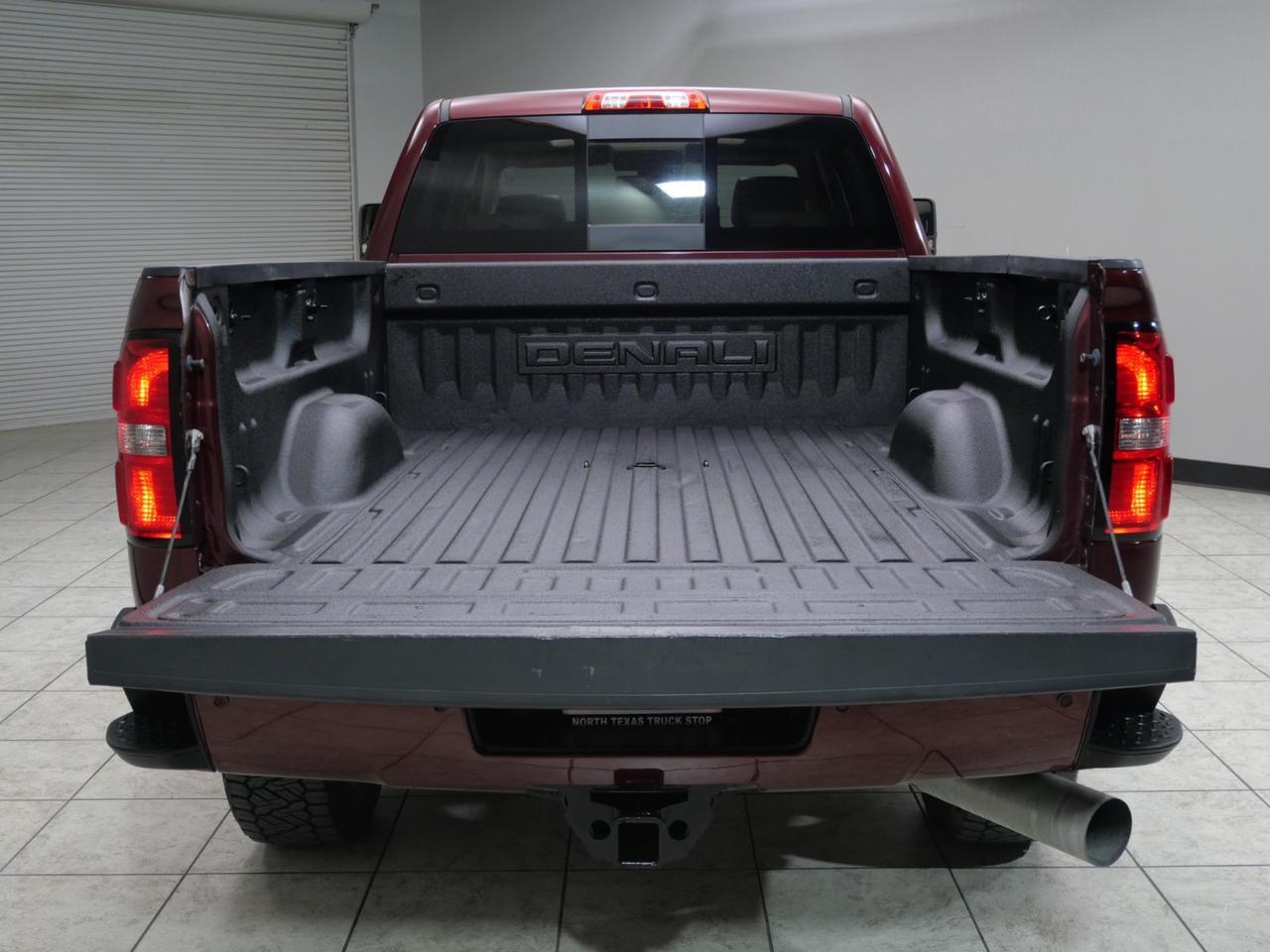 2016 GMC Sierra 2500HD Denali 6.6L Duramax 4x4 Mansfield TX