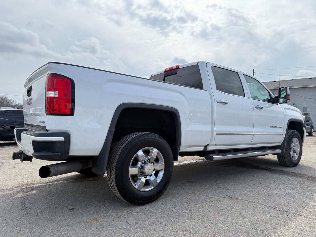 2016 GMC Sierra 2500HD Denali Crestwood KY