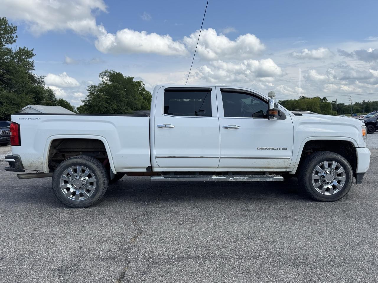 2016 GMC Sierra 2500HD Denali Crestwood KY