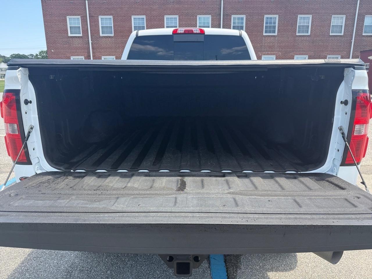 2016 GMC Sierra 2500HD Denali, HEATED/VENTILATED SEATS, BLUETOOTH, BED LINER, TONNEAU COVER, TOW PACKAGE, POWER FOLDING MIRRORS, REMOTE START, UNIVERSAL GARAGE DOOR OPENER, SUNROOF, RUNNING BOARDS, CLEAN CARFAX! Norfolk VA
