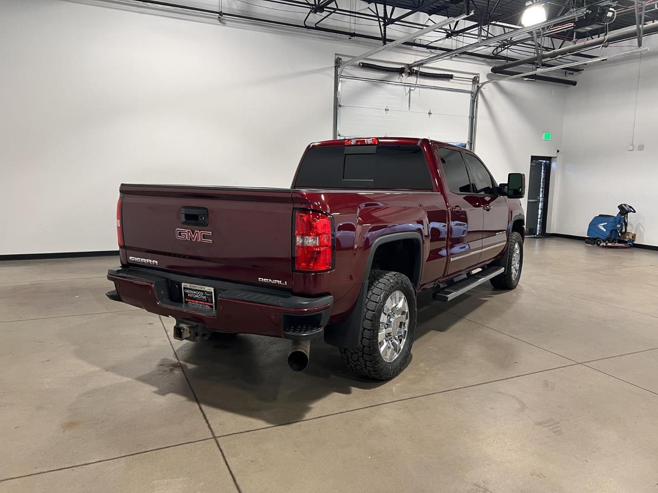 2016 Gmc Sierra Denali photo 3