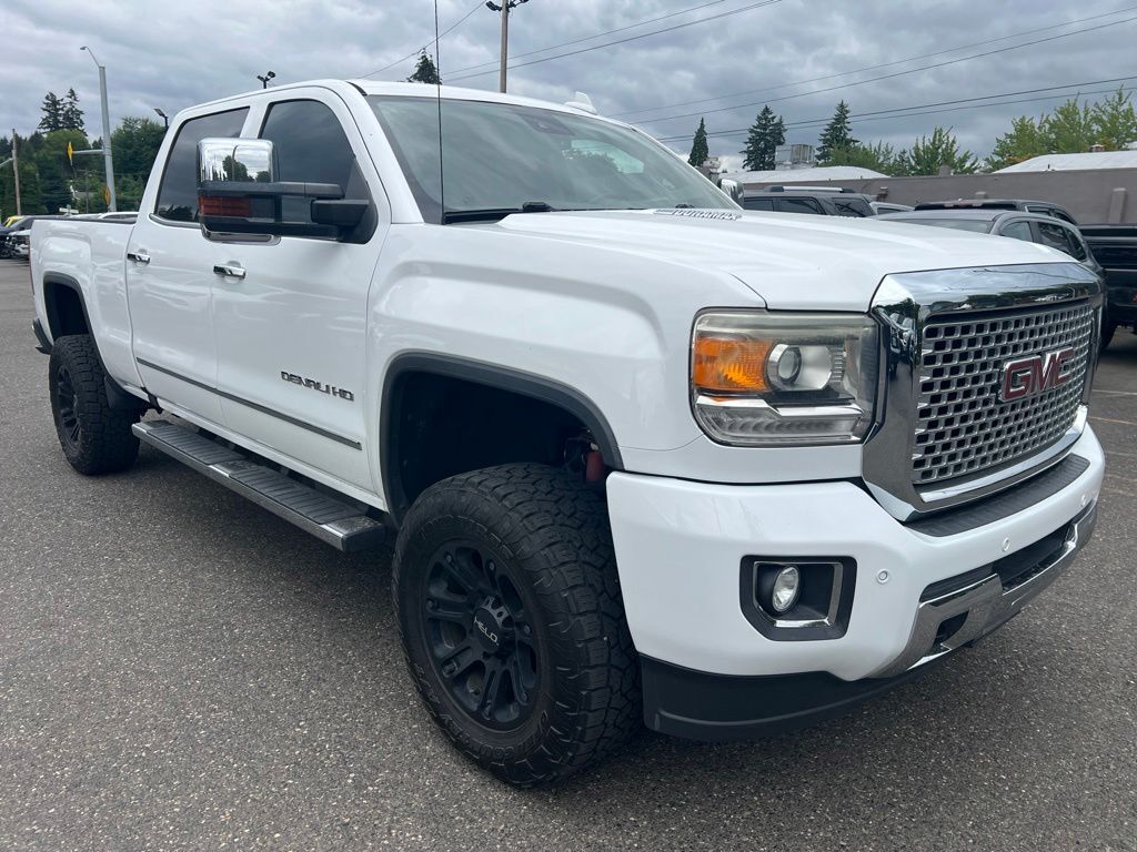 2016 GMC Sierra 2500HD Denali
