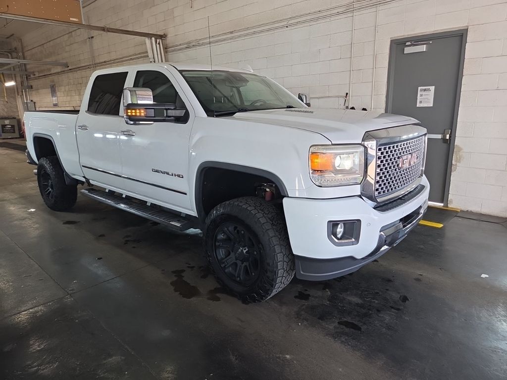 2016 GMC Sierra 2500HD Denali