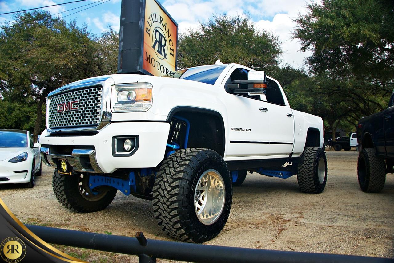 2016 GMC Sierra 2500HD Denali