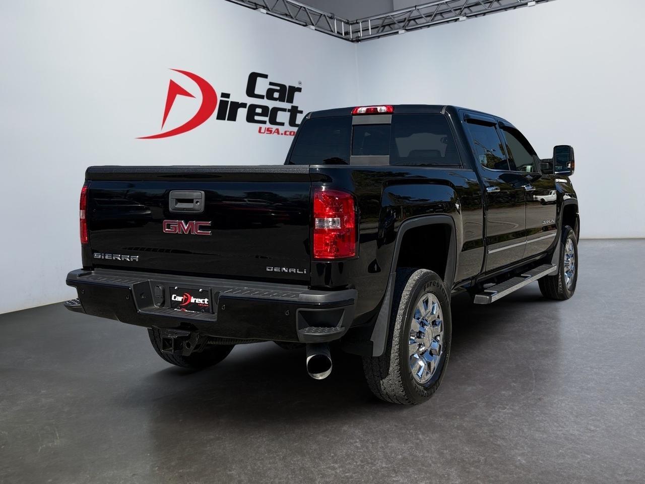 2016 GMC Sierra 2500HD Denali, TOW PACKAGE, RUNNING BOARDS, BACKUP CAMERA, PARKING SENSORS, HEATED STEERING WHEEL & SEATS, NAVIGATION, SUNROOF, LANE KEEP ASSIST, BLIND SPOT ALERT, LOW MILEAGE, ONLY 1 OWNER, CLEAN CARFAX, THIS TRUCK IS READY TO RIDE THE ROAD!