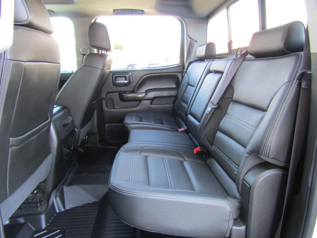 2016 GMC Sierra 3500HD 4WD Crew Cab 167.7 Denali Grand Prairie TX