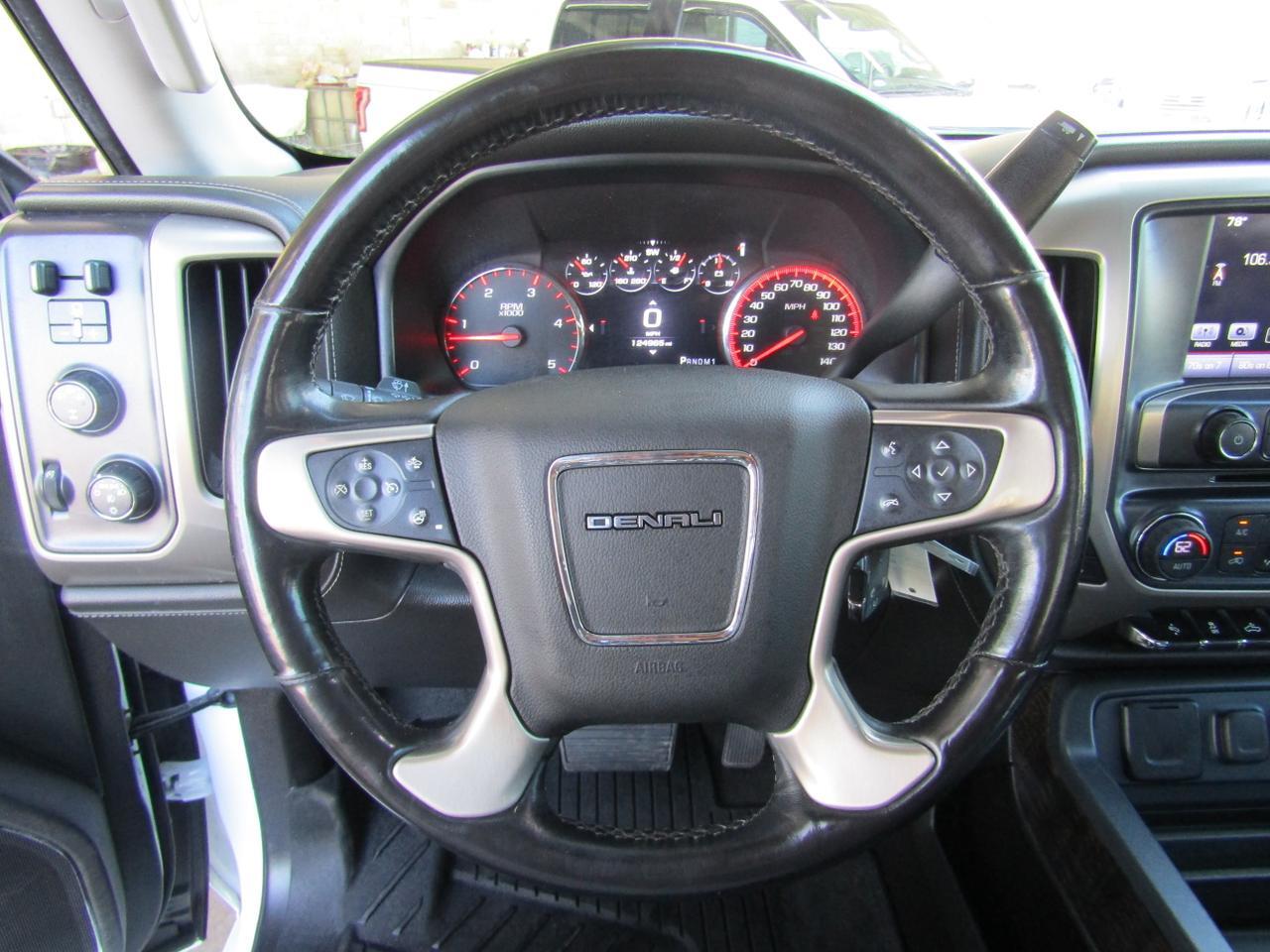 2016 GMC Sierra 3500HD 4WD Crew Cab 167.7 Denali Grand Prairie TX