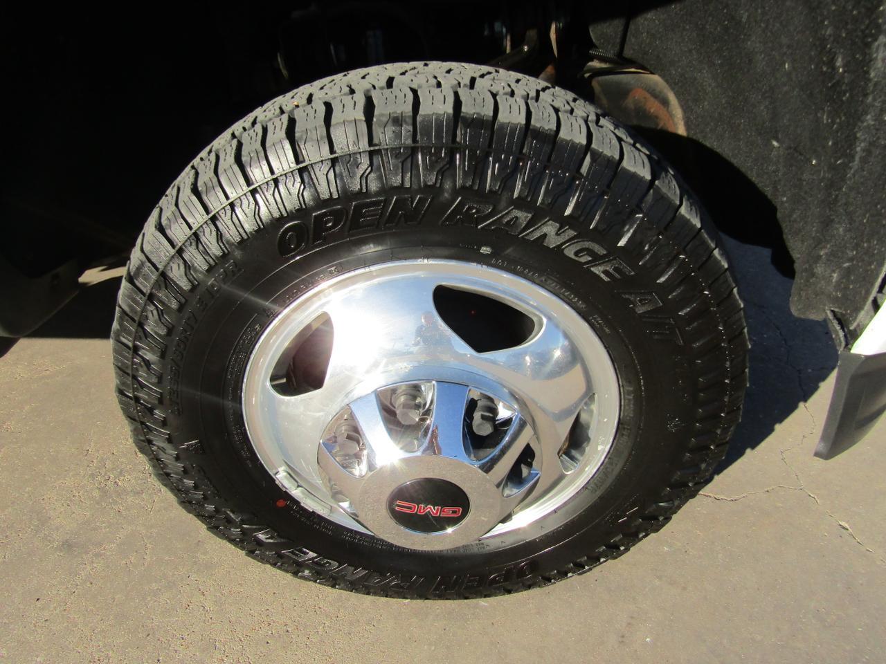 2016 GMC Sierra 3500HD 4WD Crew Cab 167.7 Denali Grand Prairie TX