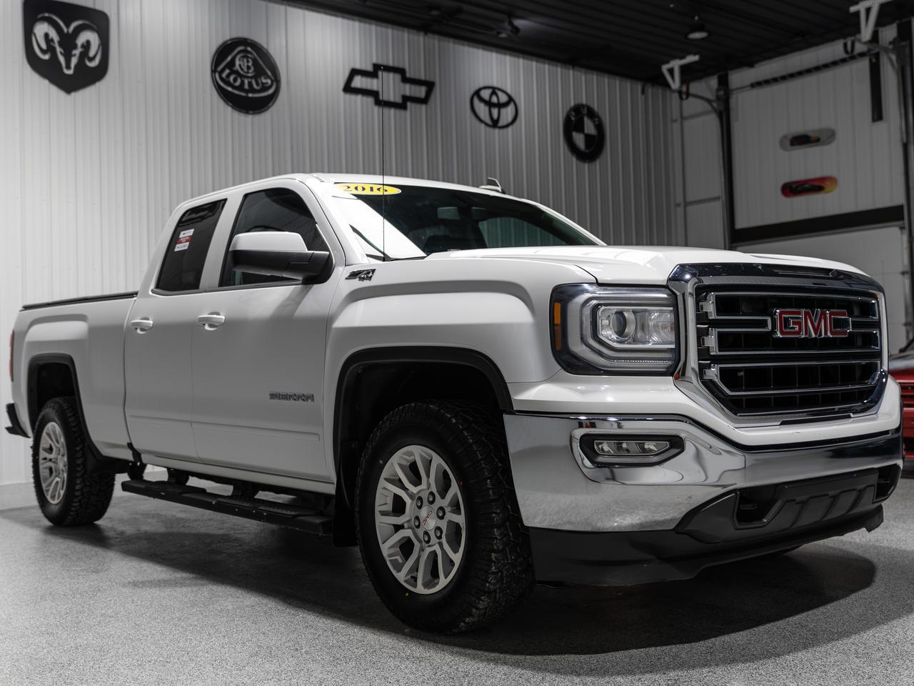 2016 GMC Sierra SLE Ext. Cab 4WD