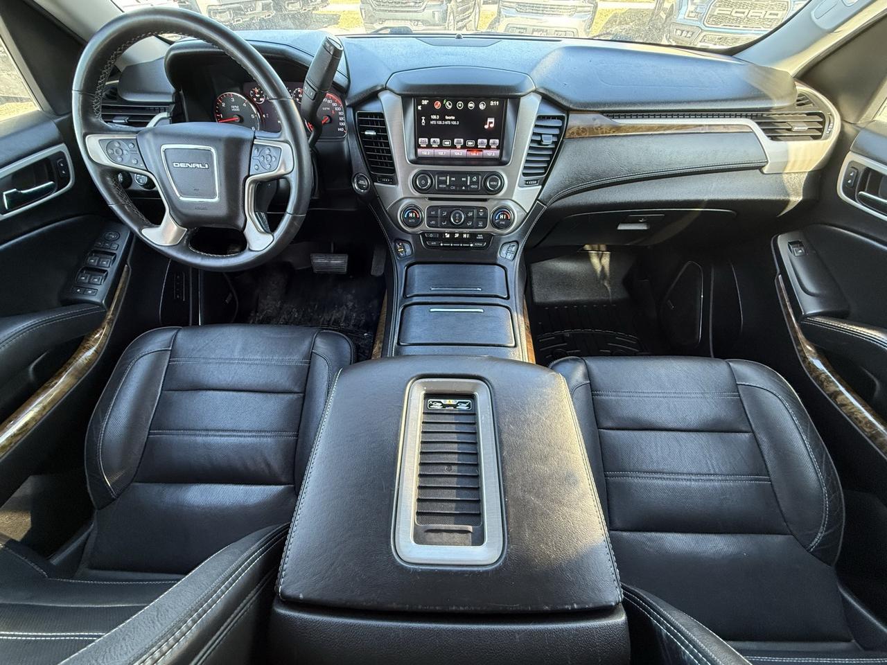 2016 GMC Yukon XL Denali Crestwood KY