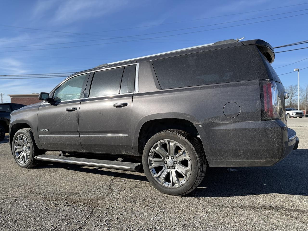 2016 GMC Yukon XL Denali Crestwood KY