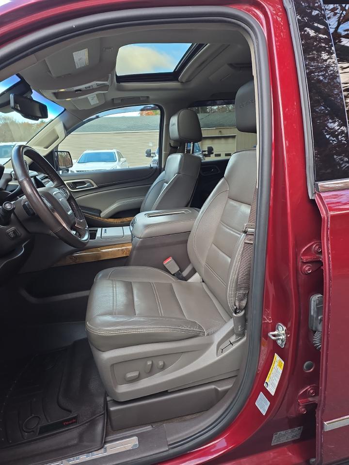 2016 GMC Yukon XL Denali Sand Lake NY