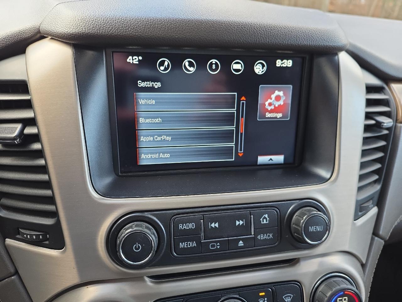 2016 GMC Yukon XL Denali Sand Lake NY