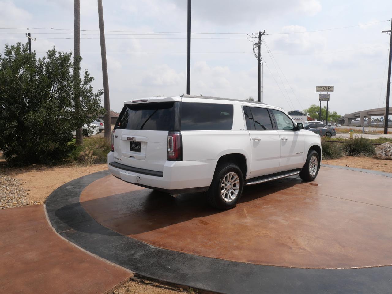 2016 GMC Yukon XL SLE